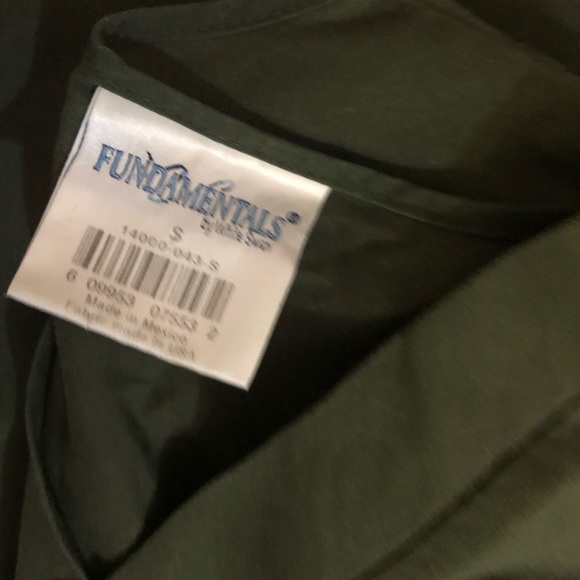 Scrub - Picture 4 of 7